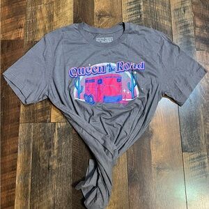 Gray 'Queen of the‎ Road' Graphic T-Shirt